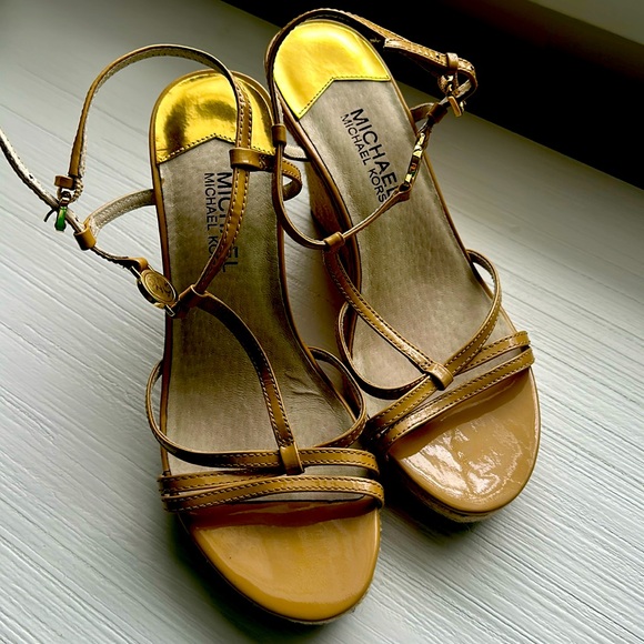 Michael Kors Patent Leather Straps Wedges - Picture 1 of 5